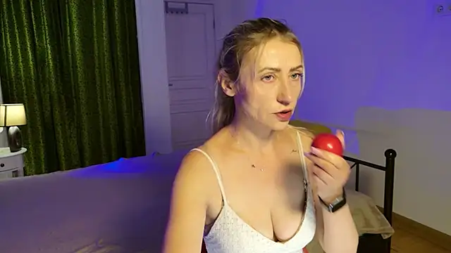ZoeGrant online show from May 2026 05:32:02 PM