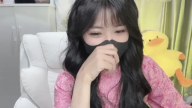 Snapshot of Mya_Lee chatting on February 2025 10:18:01 PM Mya Lee online show from February 2025 10:18:01 PM