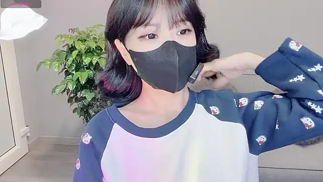 Snapshot of Mya_Lee chatting on March 2026 05:37:02 PM Mya Lee online show from March 2026 05:37:02 PM