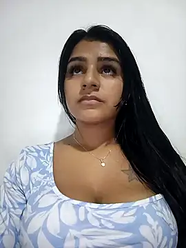 AnnRosse18 online show from January 2025 02:39:01 PM