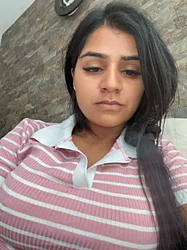 AnnRosse18 online show from May 2026 06:26:02 PM