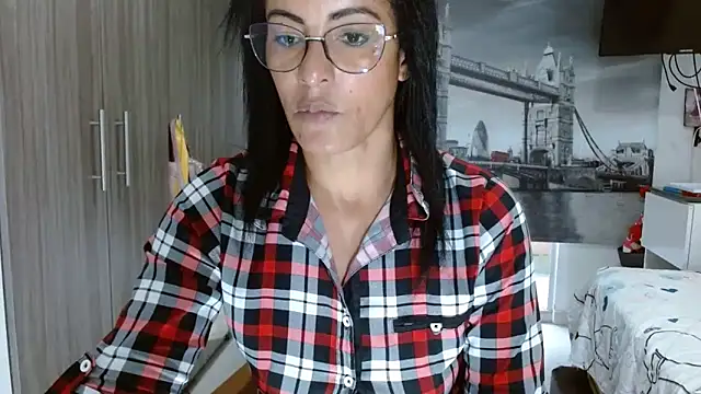 kateleyagrey online show from February 2025 10:43:02 PM