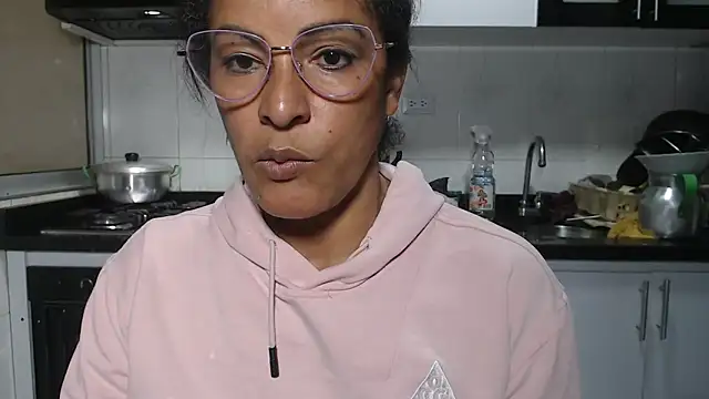 kateleyagrey online show from June 2026 08:28:01 PM