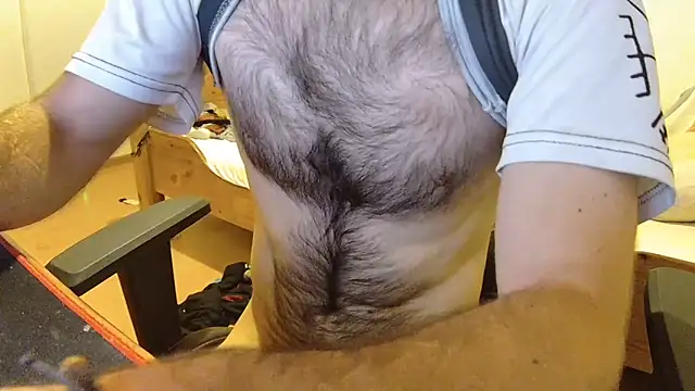 Snapshot of KmlBI26 chatting on October 2025 07:31:01 AM KmlBI26 online show from October 2025 07:31:01 AM