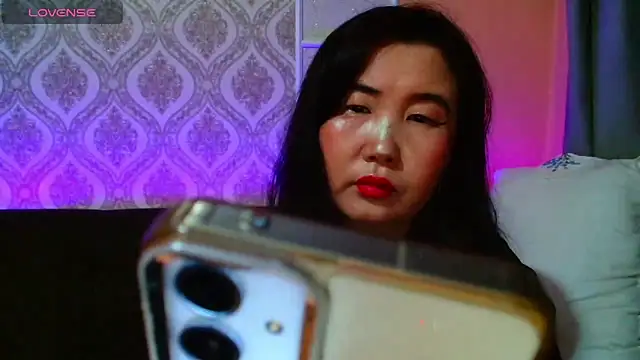 Snapshot of Bet_Lu chatting on February 2025 06:33:02 PM Bet Lu online show from February 2025 06:33:02 PM