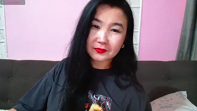 Snapshot of Bet_Lu chatting on October 2025 07:31:02 AM Bet Lu online show from October 2025 07:31:02 AM