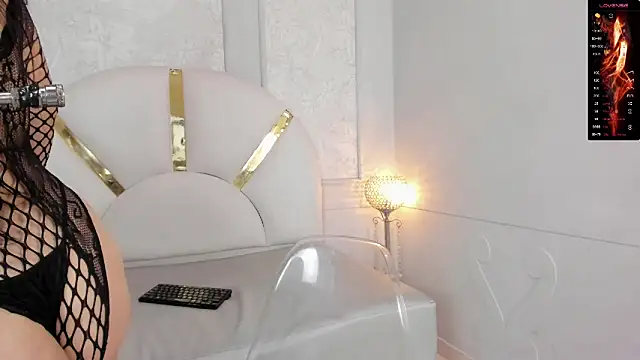 Snapshot of SofiaRousel chatting on September 2025 04:16:01 AM SofiaRousel online show from September 2025 04:16:01 AM