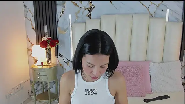 lulumars online show from May 2026 04:52:01 AM