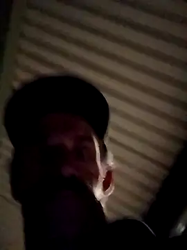 strollnrg069 online show from September 2025 02:10:01 PM