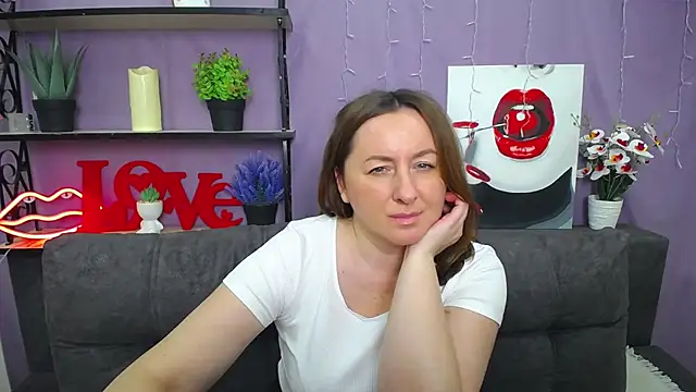 Abby Taylorr online show from March 2025 04:45:01 PM