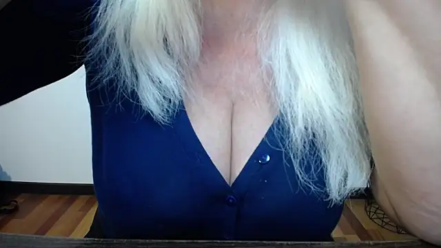 BlondyLeeBest online show from December 2025 07:57:02 AM