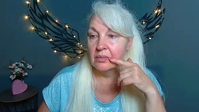 BlondyLeeBest online show from July 2026 06:57:02 PM