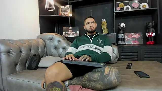 matteosantos online show from October 2025 11:00:01 AM