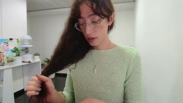 NicoleCortez online show from December 2024 04:07:02 AM