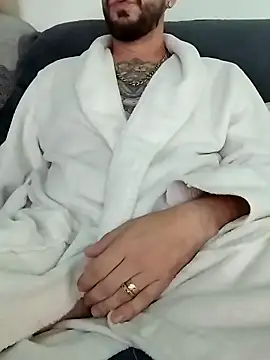 Snapshot of LoGaNfree88 chatting on December 2025 04:57:02 PM LoGaNfree88 online show from December 2025 04:57:02 PM