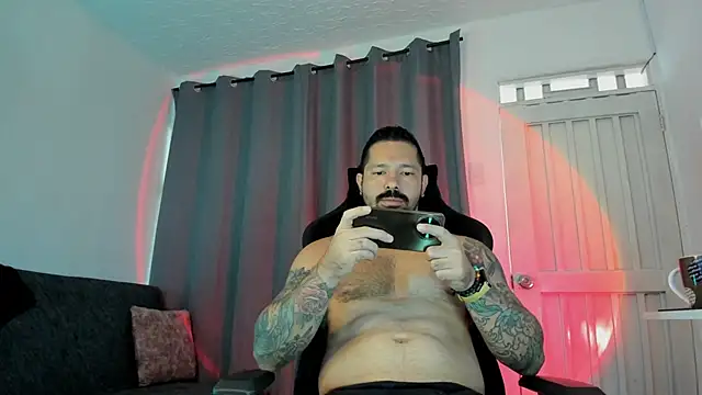 Pierre Vidal online show from November 2025 02:26:01 PM