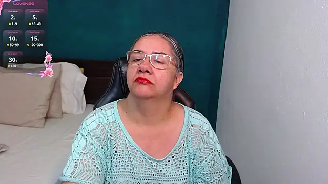 scaelettdubois online show from November 2025 11:03:01 PM