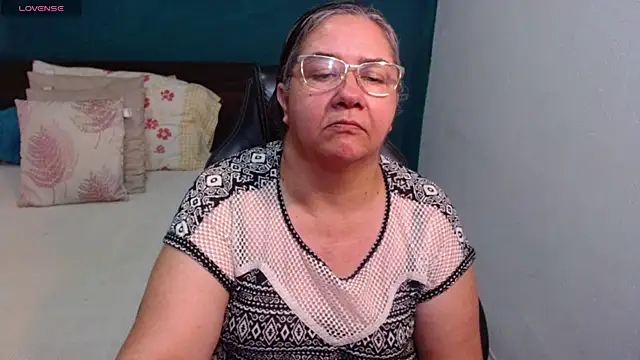 scaelettdubois online show from June 2026 10:27:02 PM