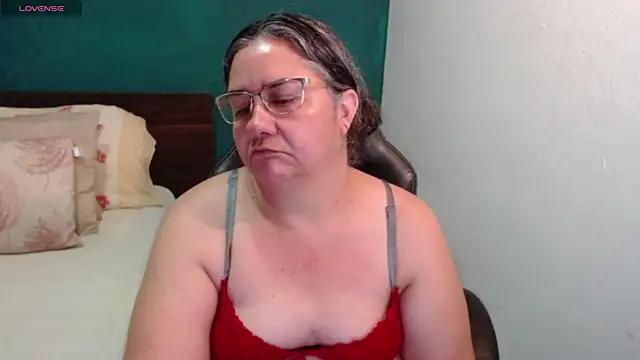 scaelettdubois online show from July 2026 11:41:02 PM