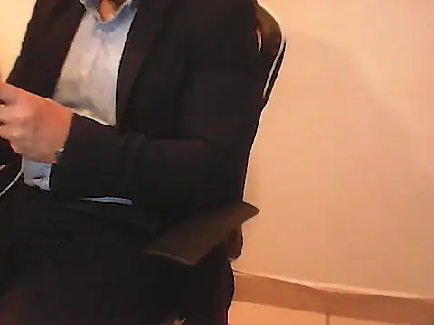 Kalel17073 online show from July 2026 06:20:01 PM