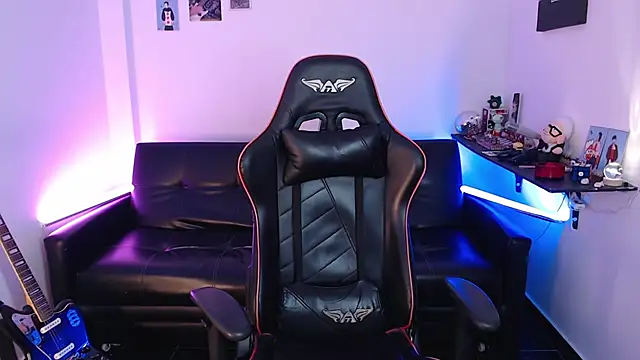 Snapshot of malik_harrison__ chatting on January 2025 02:35:02 PM malik harrison online show from January 2025 02:35:02 PM