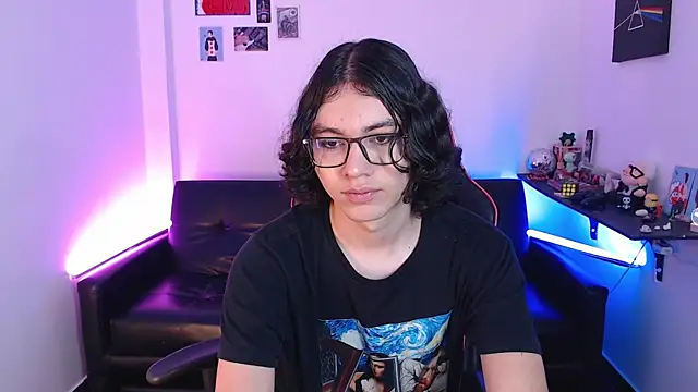 Snapshot of malik_harrison__ chatting on February 2025 05:09:01 PM malik harrison online show from February 2025 05:09:01 PM