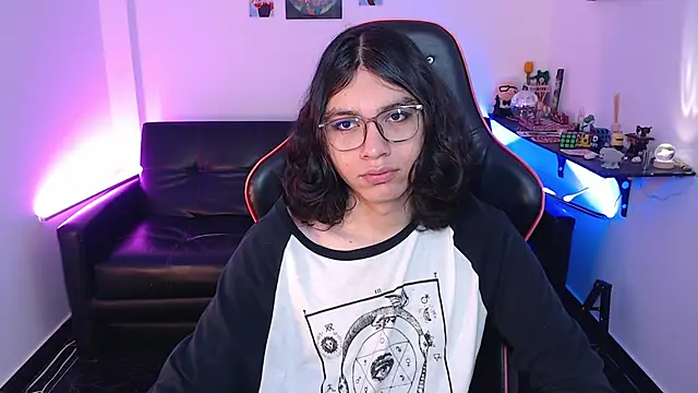 Snapshot of malik_harrison__ chatting on September 2025 03:06:01 PM malik harrison online show from September 2025 03:06:01 PM