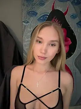 MariaTull online show from January 2025 06:21:01 PM