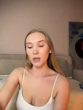 MariaTull online show from November 2025 06:52:02 PM