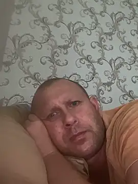 Snapshot of 1981-AZ chatting on November 2025 08:16:02 AM 1981-AZ online show from November 2025 08:16:02 AM