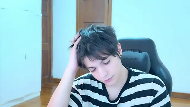 SasukeUhchiaa online show from September 2025 04:17:01 PM