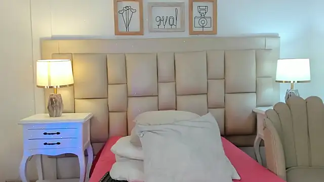 Meredit Lane online show from March 2025 03:23:02 AM