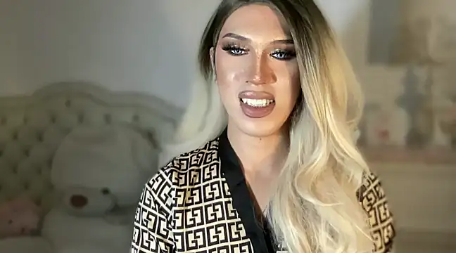 Ts glamxxxx online show from February 2025 11:47:02 AM