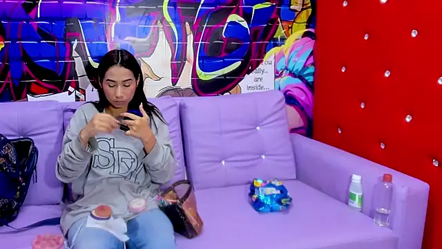 miacam-hot online show from December 2025 12:23:02 PM