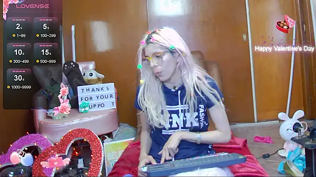 Skinygirl online show from December 2024 12:30:01 AM