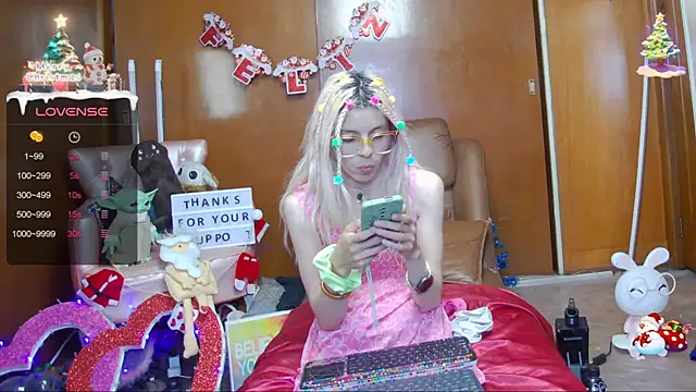 Skinygirl online show from December 2024 12:11:02 AM