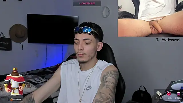 Snapshot of steve_latin chatting on October 2025 05:57:02 PM steve latin online show from October 2025 05:57:02 PM