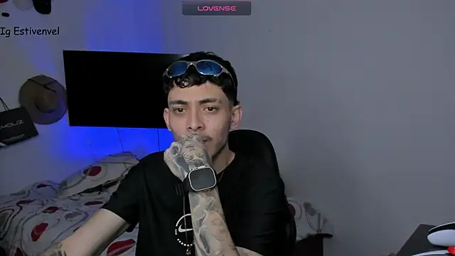 Snapshot of steve_latin chatting on November 2025 05:45:02 PM steve latin online show from November 2025 05:45:02 PM