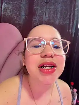 Lucyklein2022 online show from July 2026 03:21:02 PM