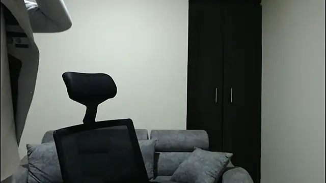 cowboyht online show from November 2025 08:08:01 PM