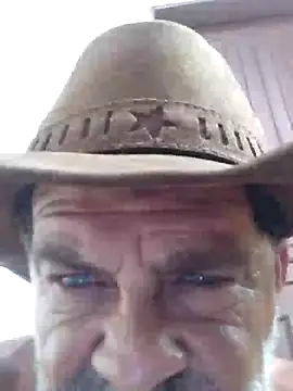 Snapshot of Peludo173317 chatting on December 2024 03:22:02 PM Peludo173317 online show from December 2024 03:22:02 PM