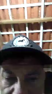 Snapshot of Peludo173317 chatting on March 2025 01:32:01 AM Peludo173317 online show from March 2025 01:32:01 AM