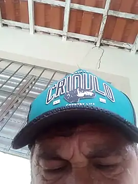 Peludo173317 online show from February 2026 02:10:02 PM