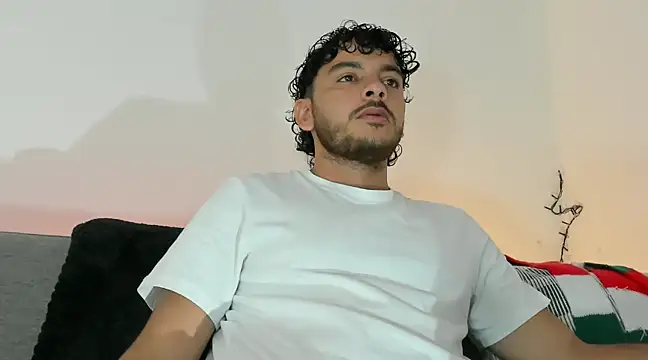 tuyo1995 online show from December 2024 05:29:01 PM