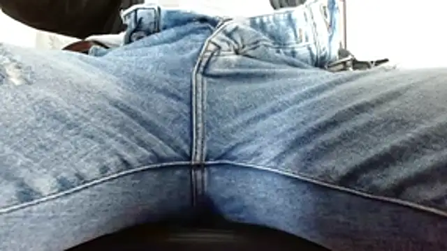 tuyo1995 online show from April 2026 04:44:02 PM