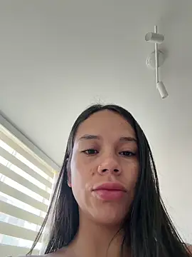 Snapshot of AmaranthaLovers_ chatting on March 2026 12:21:01 PM AmaranthaLovers online show from March 2026 12:21:01 PM