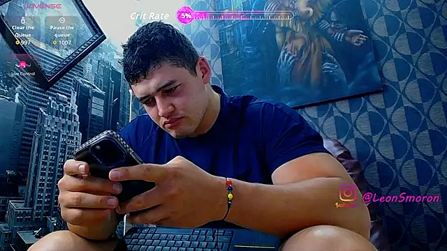 Leonsmoron online show from July 2026 12:40:01 AM