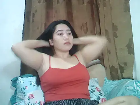 LOVENAYRA1 online show from February 2026 03:10:01 AM