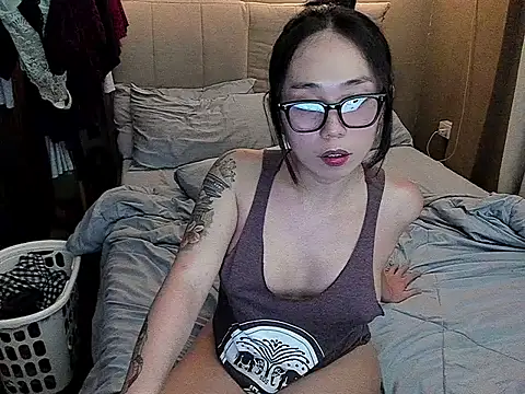 Snapshot of MissAyaCollins chatting on April 2026 01:37:01 PM MissAyaCollins online show from April 2026 01:37:01 PM