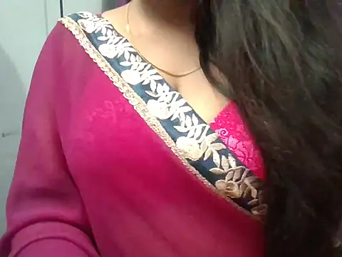 Roopshikha39 online show from November 2025 06:54:01 PM